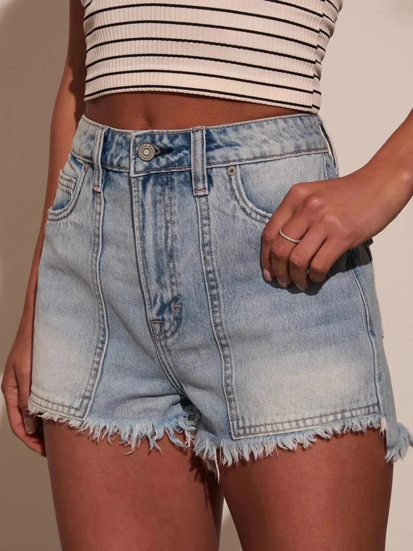 Raw Hem Denim Shorts - VILLA FASHION