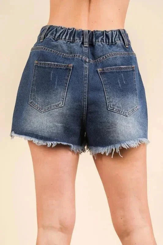 VERY J Raw Hem Pocketed Contrast Washed Denim Shorts - VILLA FASHION
