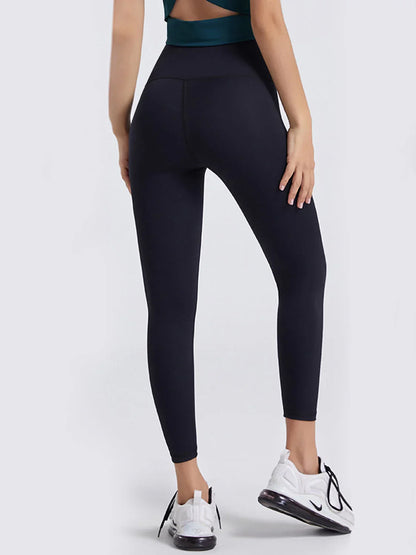 1400933f4bb2400e98baac06097b78f5-Max