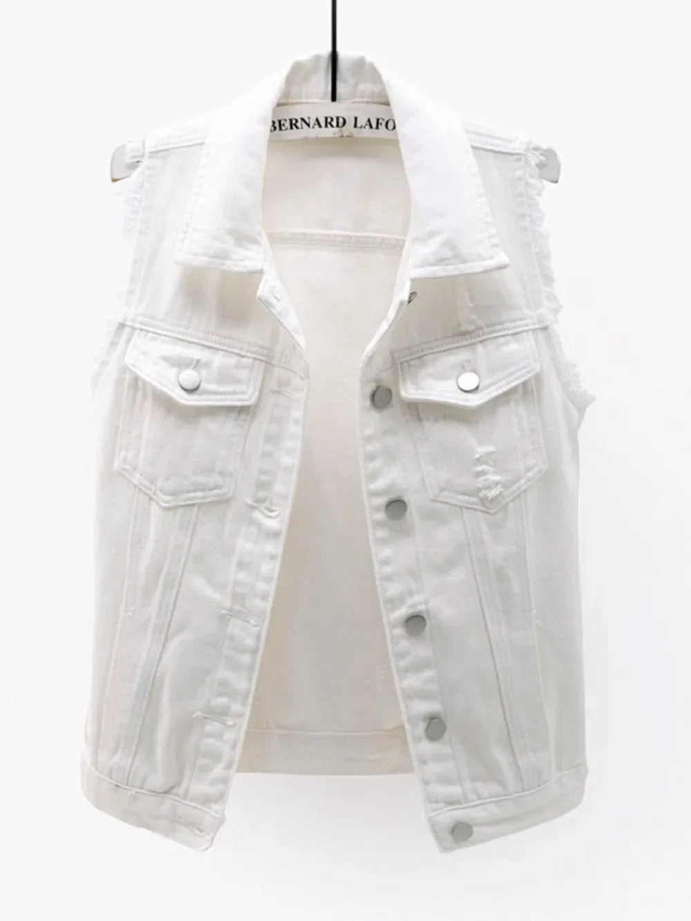 37bee866-e758-457c-86b9-d931d44983ad-Max