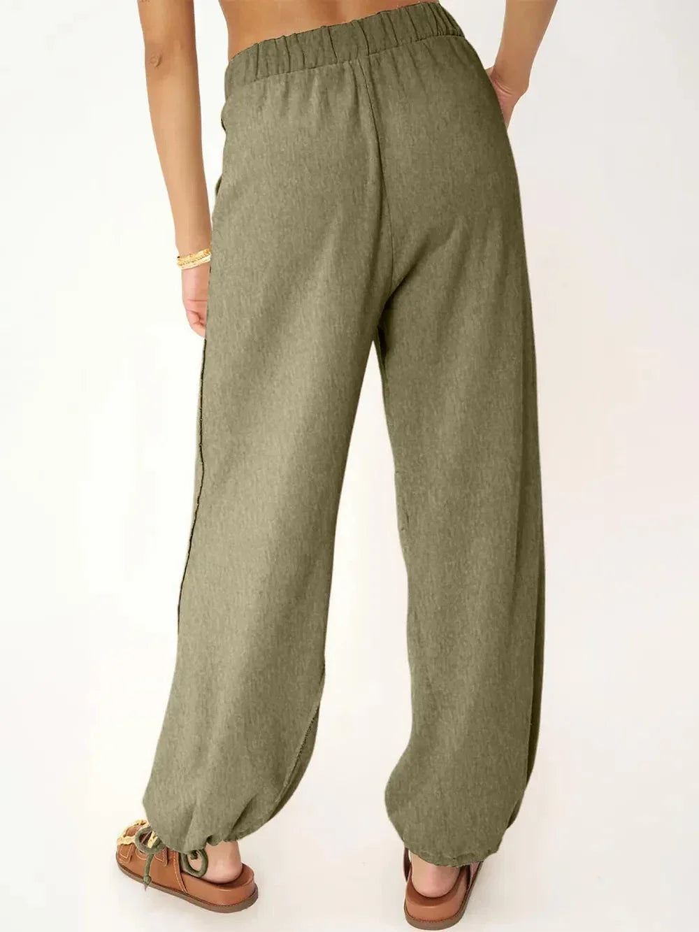 44a98032-49ad-422f-8cc4-313662513517-Max