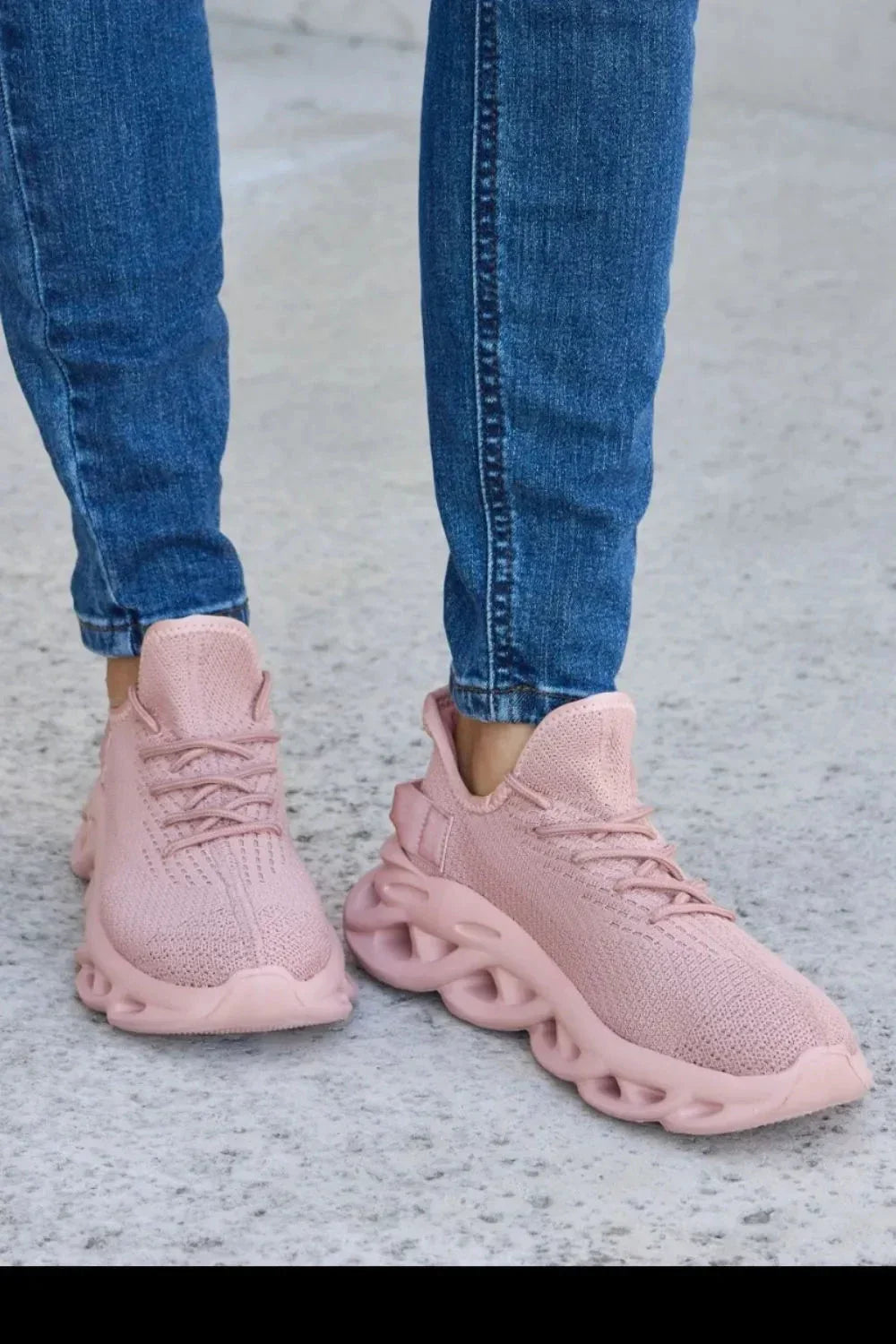 4df688aa-bb69-4d81-a6a8-d16ac3e48804-Max