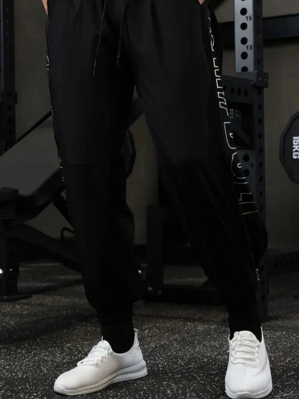 5e3f75af-3969-41ae-b874-6c2df28c8aea-Max