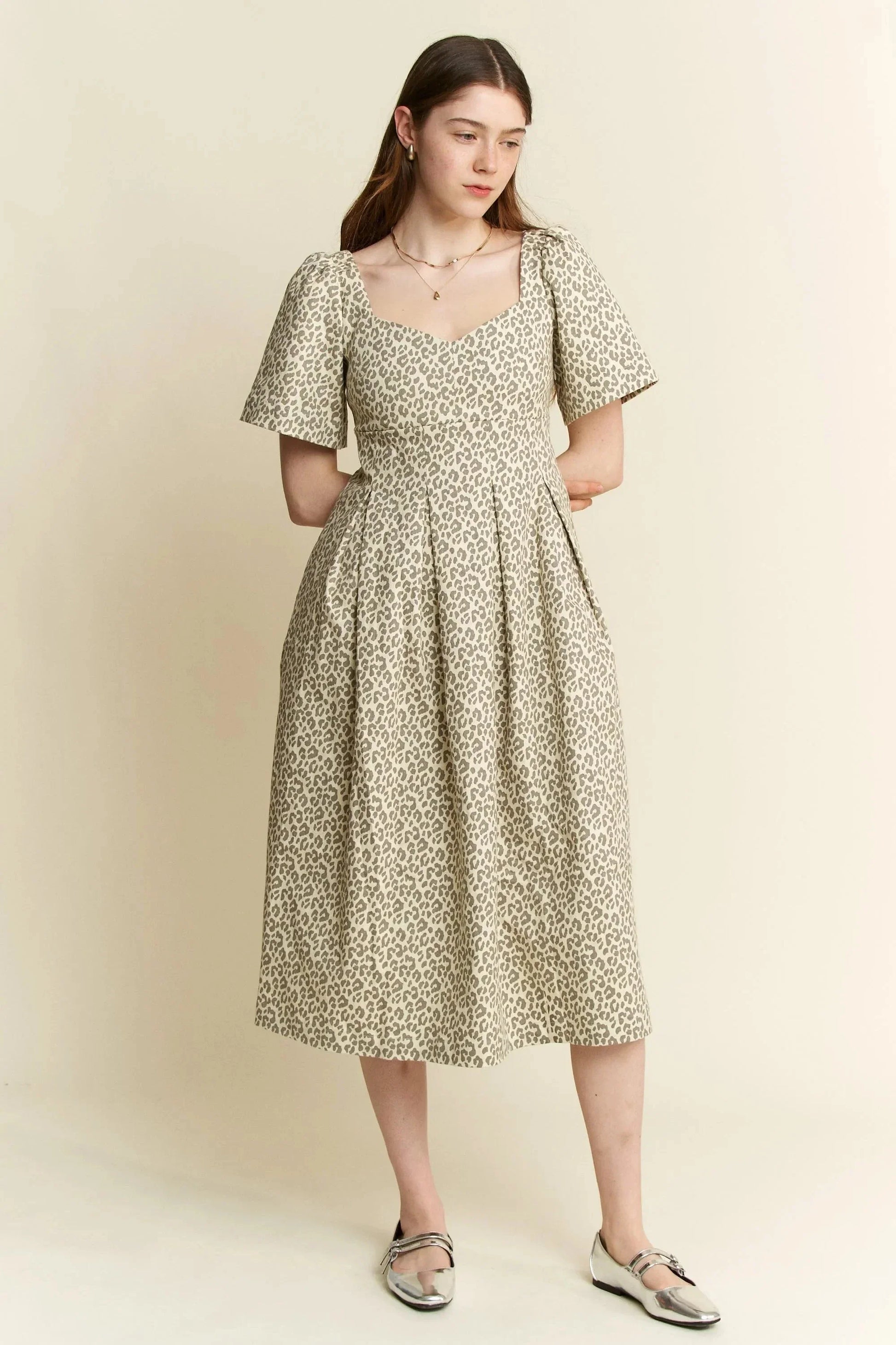 6e2df618ee5f43f099989801677452d2-Max-Origin