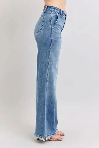 76c16cce22df43b499277f1a81bf07ad-Max-Origin