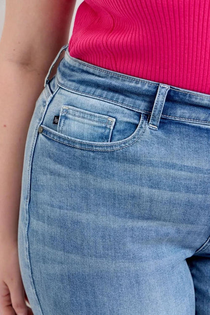 8da4e24d-01ed-40c3-bebc-094ae78bc3ca-Max