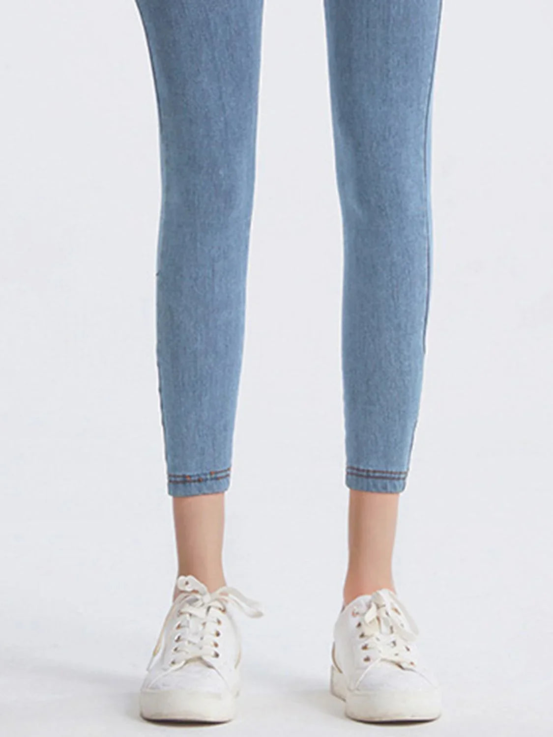 92e74b9b514e4bcdbd419e8adc05052f-Max