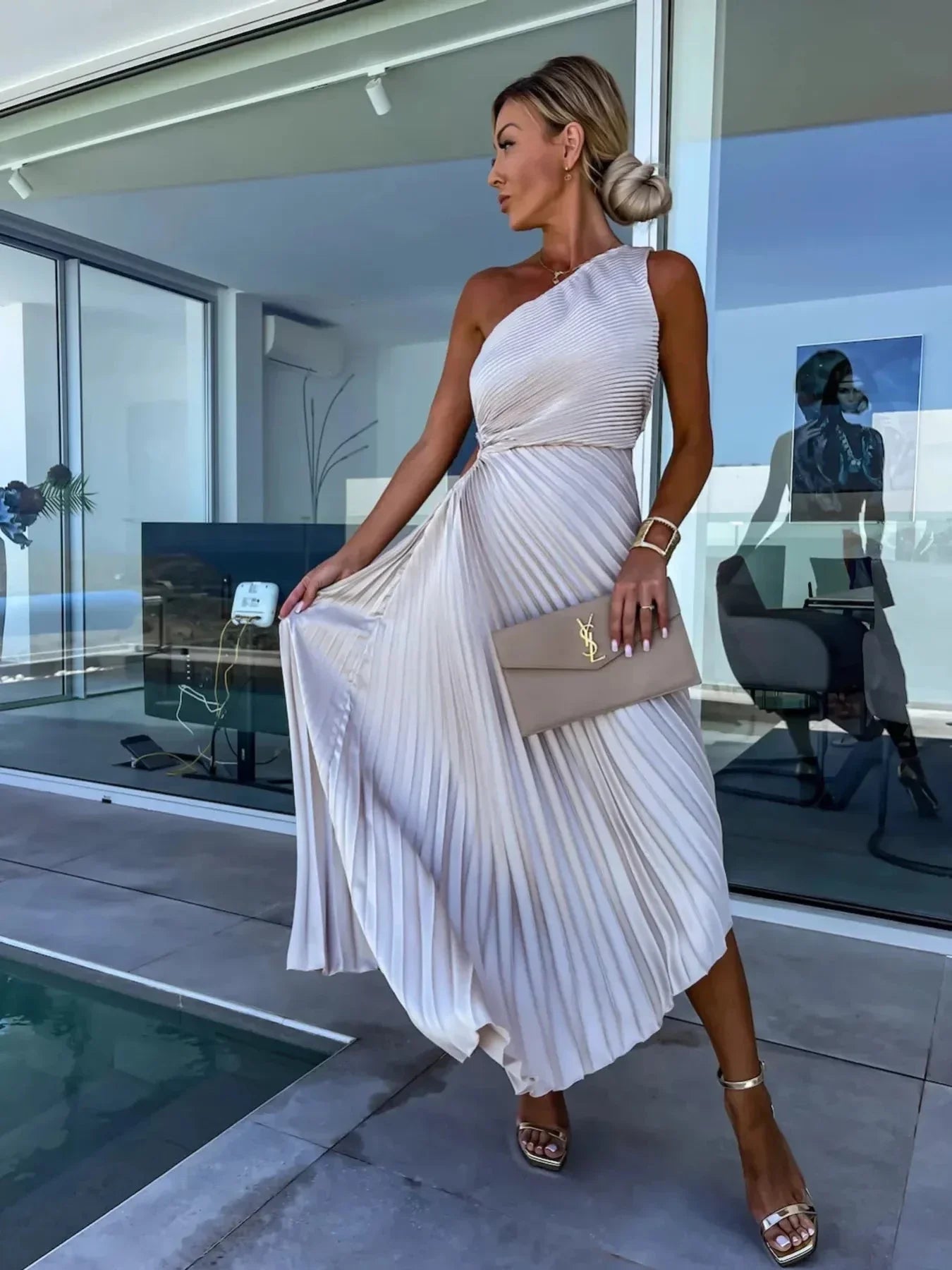 960bad6c7a0f4847a3355f345ce5a2b0-Max-Origin