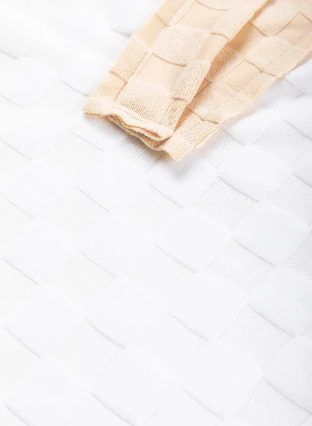 b7bf843a-89e6-4da1-a27d-b9a34d4a0c7f-Max