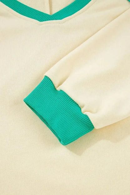 Contrast Round Neck Top and Shorts Set - VILLA FASHION