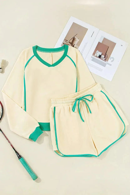 Contrast Round Neck Top and Shorts Set - VILLA FASHION
