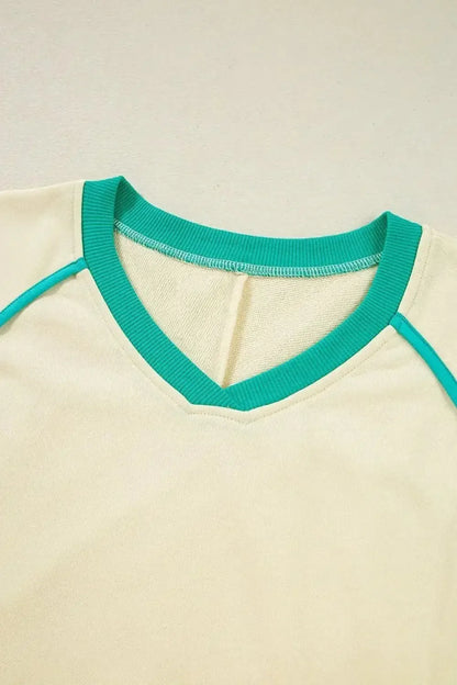 Contrast Round Neck Top and Shorts Set - VILLA FASHION