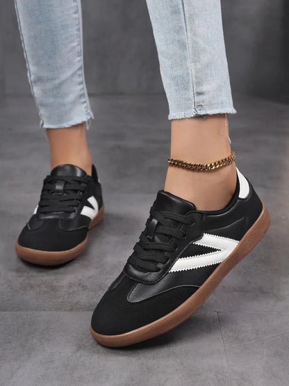 Contrast Round Toe Sneakers - VILLA FASHION