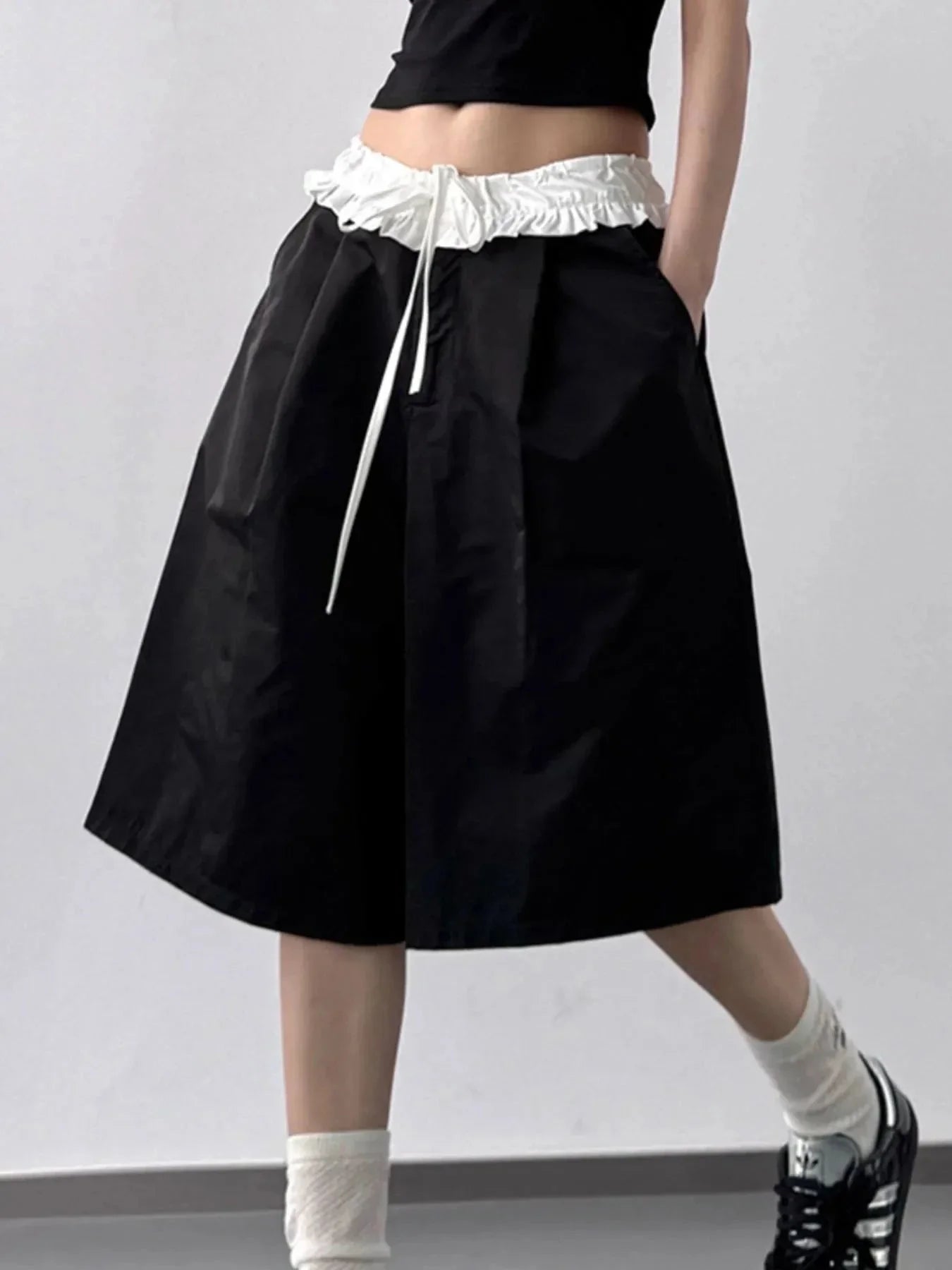 Contrast Waistband Wide - Leg Shorts - VILLA FASHION