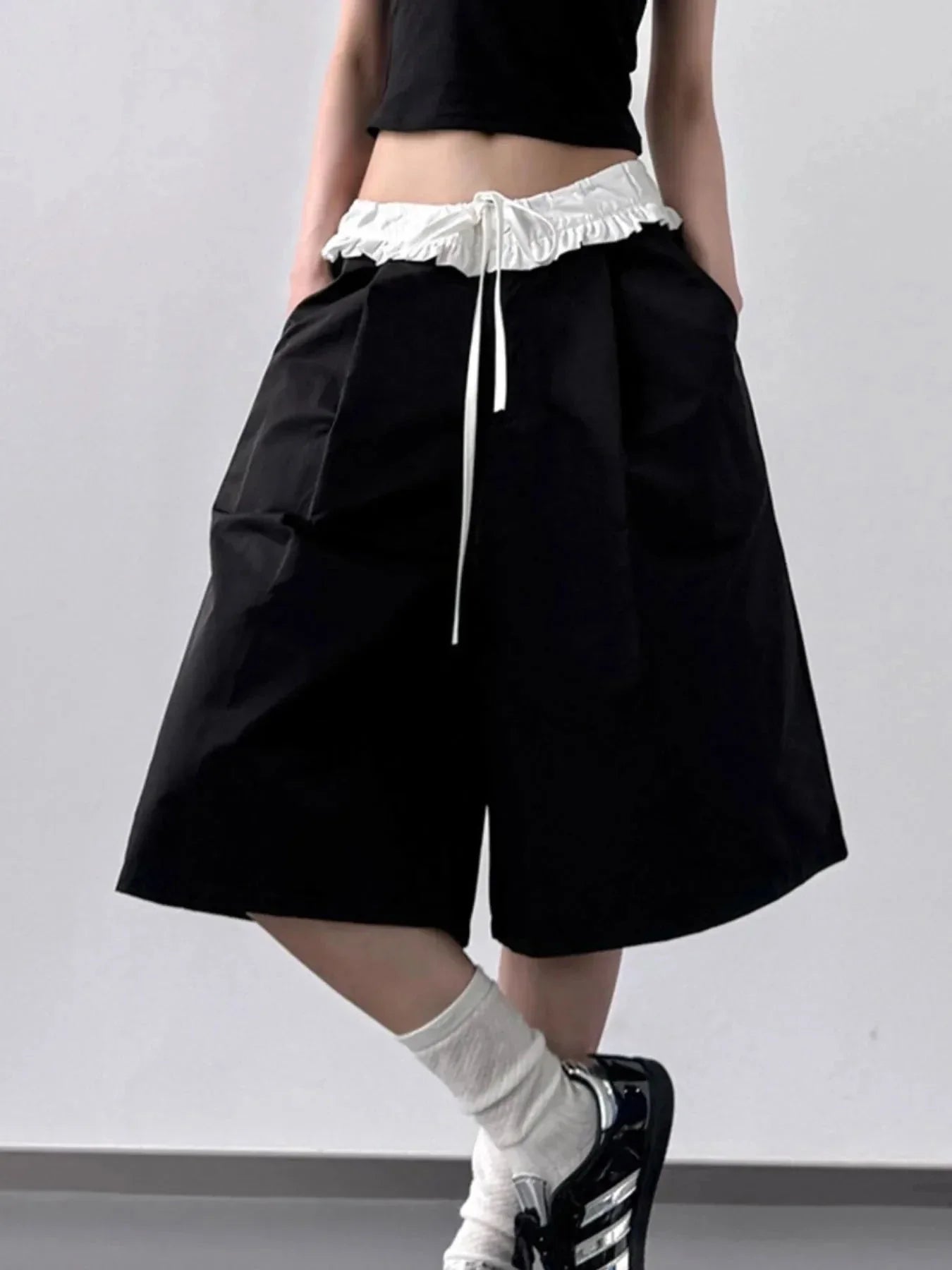 Contrast Waistband Wide - Leg Shorts - VILLA FASHION