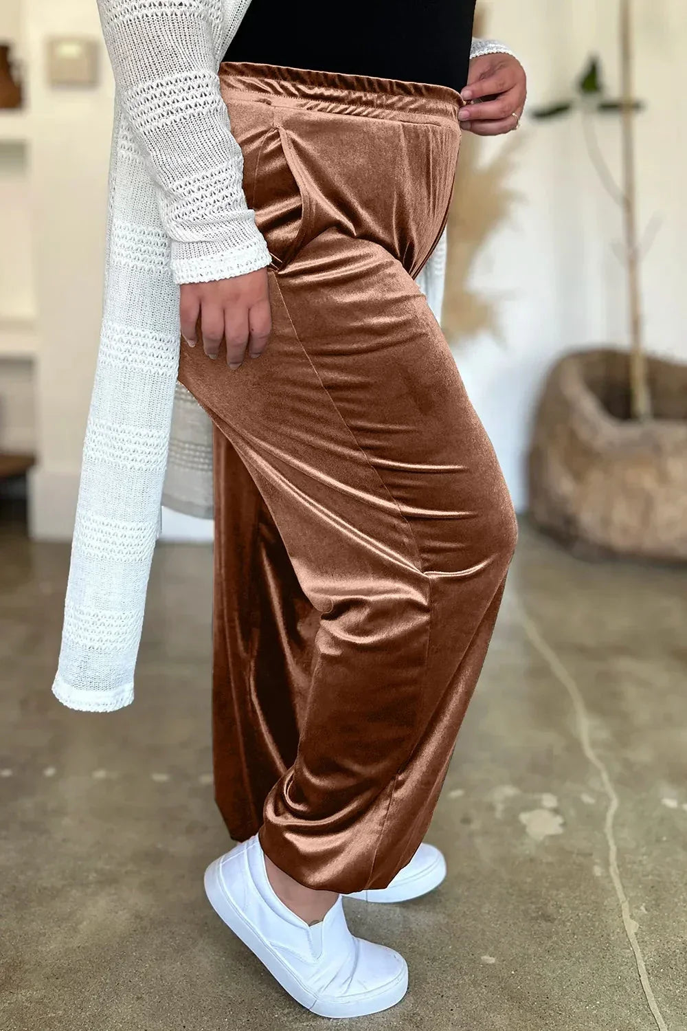 d93f6f0d-58c5-40c5-9010-f0409ce0b841-Max