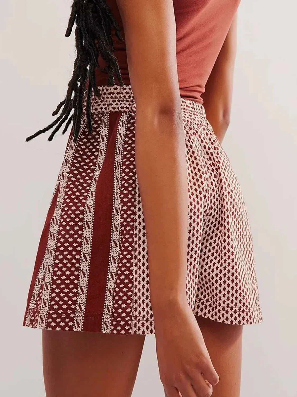 Elastic Waist Shorts - VILLA FASHION