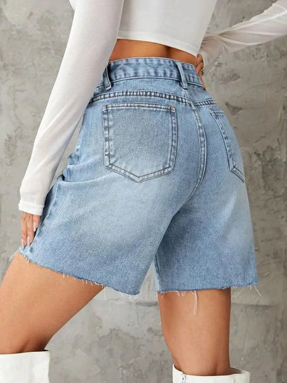 Frayed Hem Denim Shorts - VILLA FASHION