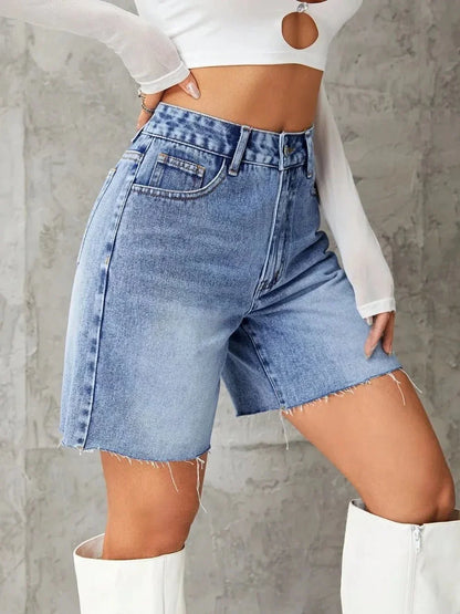 Frayed Hem Denim Shorts - VILLA FASHION