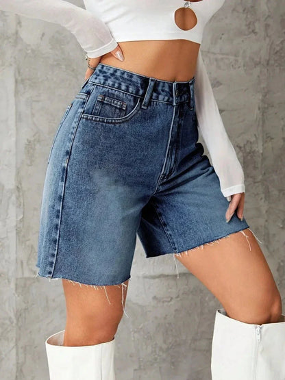 Frayed Hem Denim Shorts - VILLA FASHION