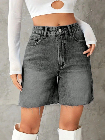 Frayed Hem Denim Shorts - VILLA FASHION