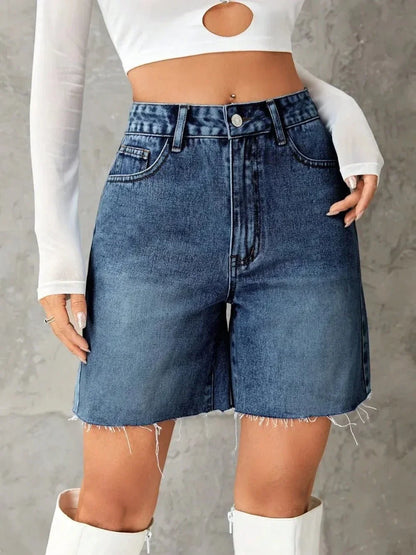 Frayed Hem Denim Shorts - VILLA FASHION
