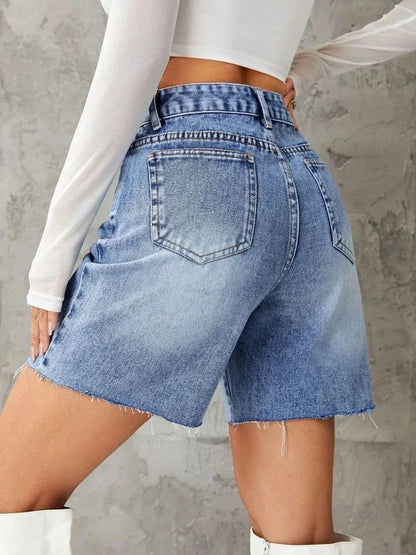Frayed Hem Denim Shorts - VILLA FASHION