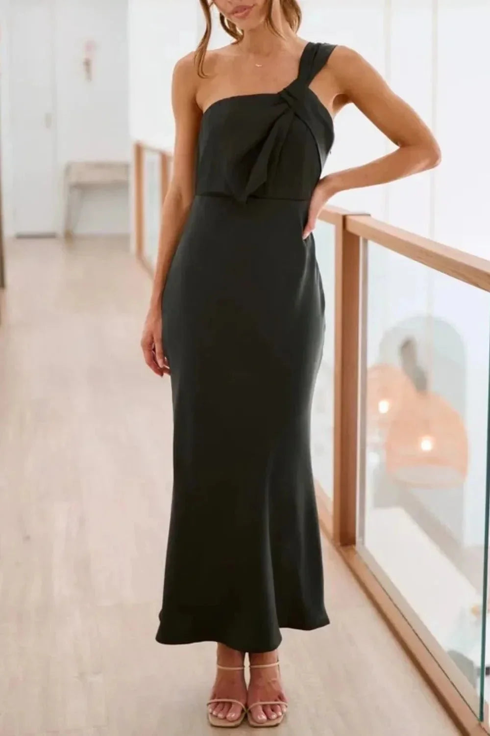 Single Shoulder Sleeveless Maxi Dress - VILLA FASHION