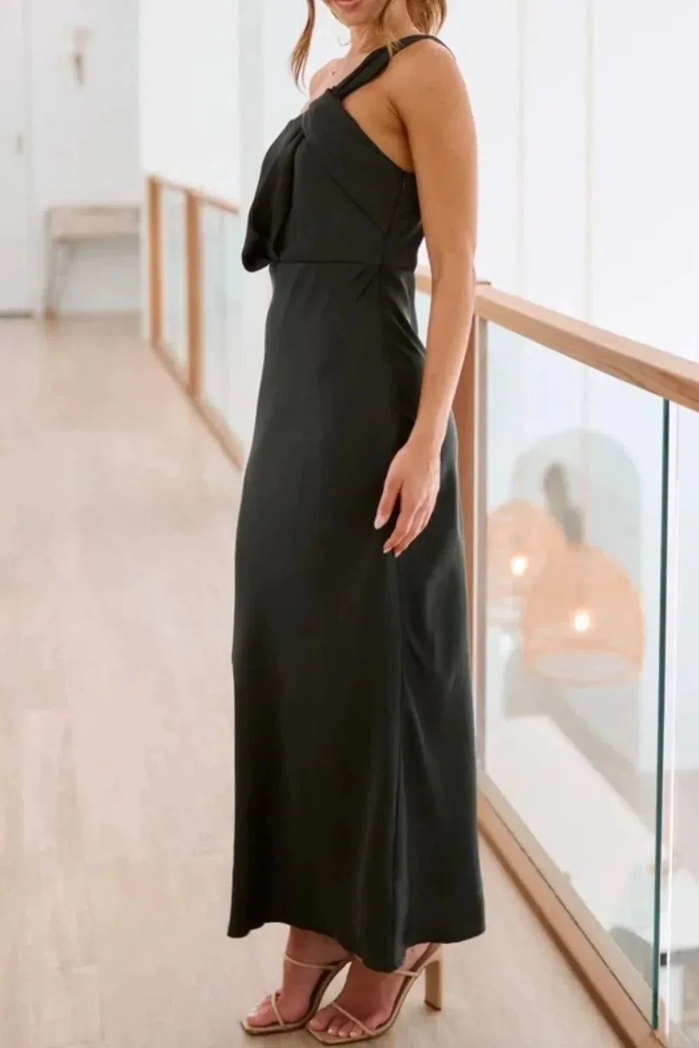 Single Shoulder Sleeveless Maxi Dress - VILLA FASHION